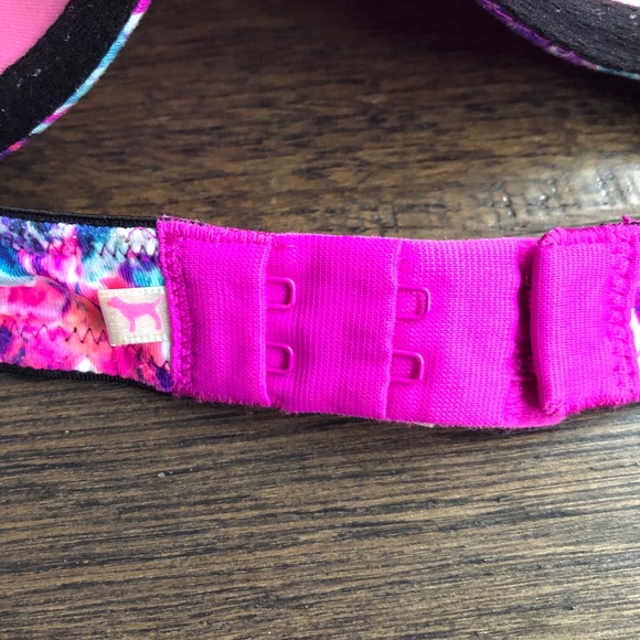 VS PINK Wear Everywhere Push-Up Bra - Picture 5 of 6